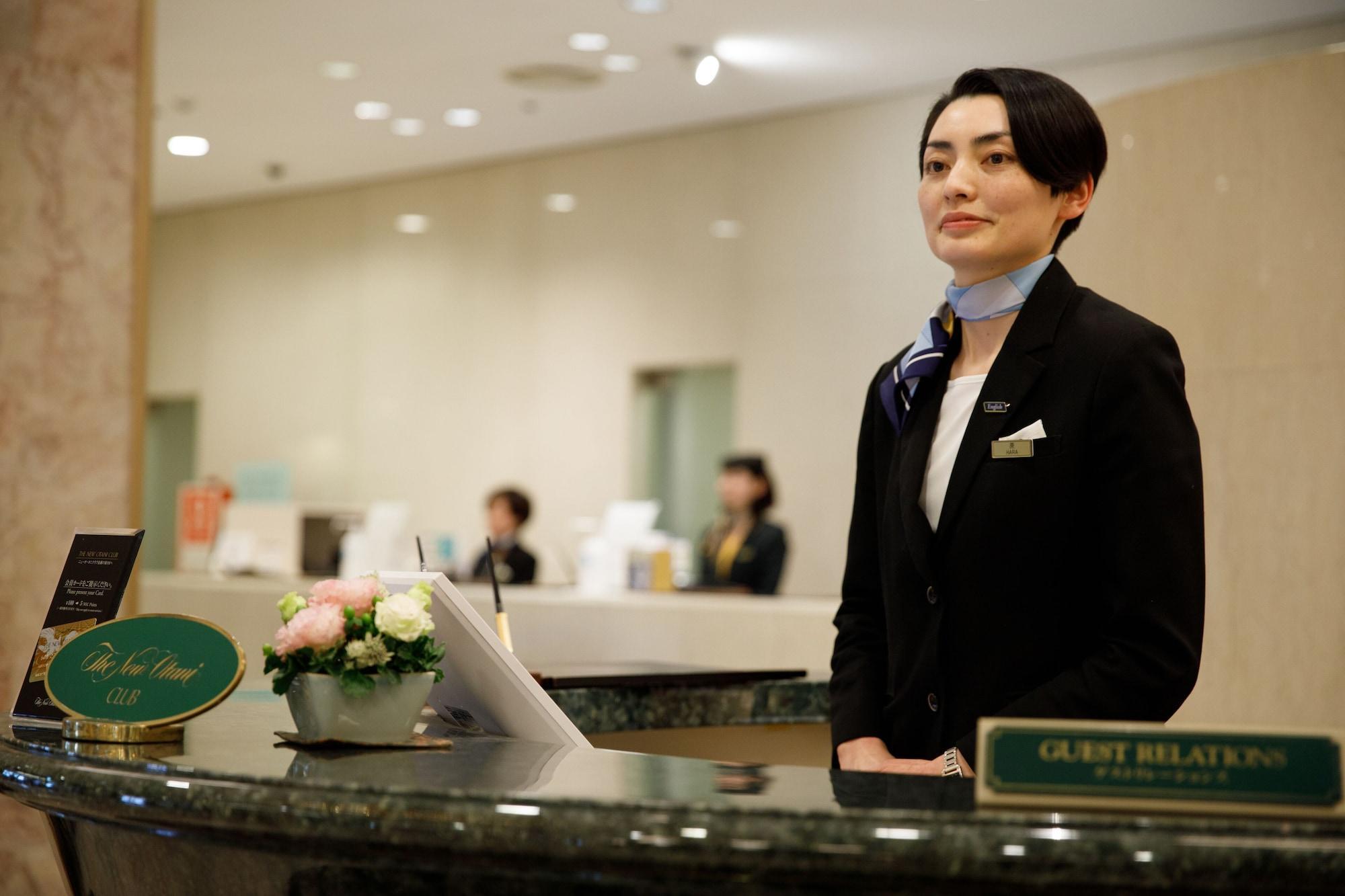 Hotel New Otani Hakata Fukuoka  Ngoại thất bức ảnh A hotel concierge in Seoul, South Korea