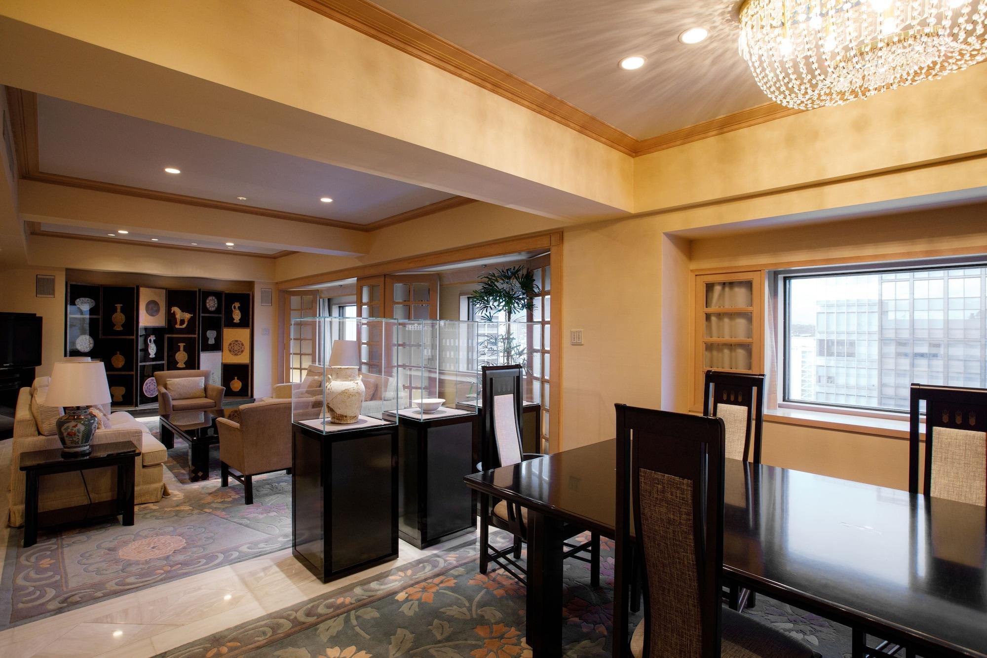 Hotel New Otani Hakata Fukuoka  Ngoại thất bức ảnh Interior of a Japanese apartment